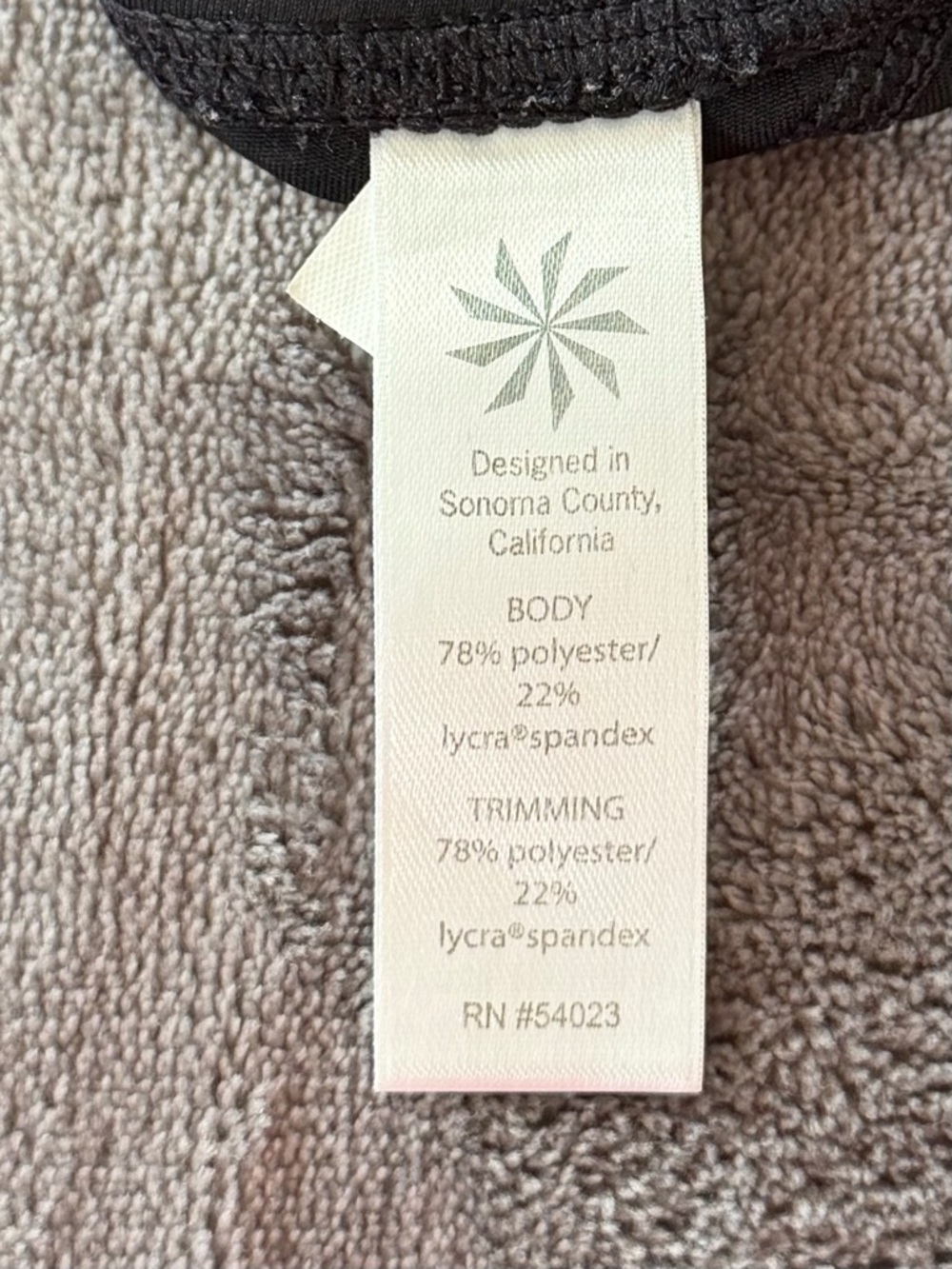 Athleta Black Performance Leggings - Picture 4 of 4